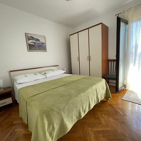 Apartment Bilja Rogoznica  Esterno foto